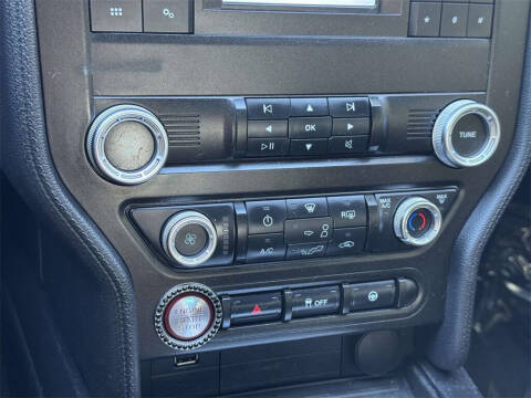 2020 Ford Mustang EcoBoost