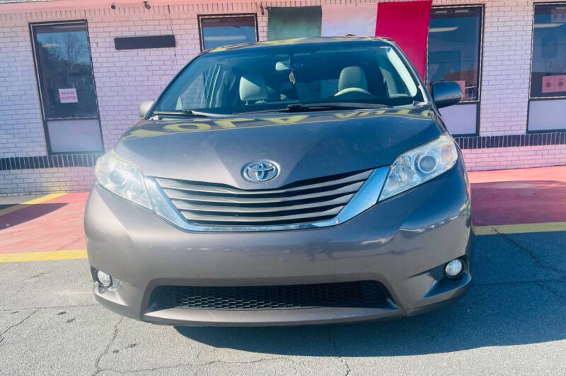 2014 Toyota Sienna for sale at HOLA AUTO SALES CHAMBLEE- BUY HERE PAY HERE - in Atlanta GA