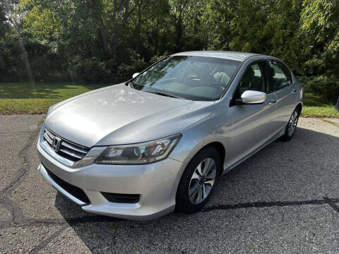 2013 Honda Accord for sale at Greystone Auto Group in Grand Rapids MI