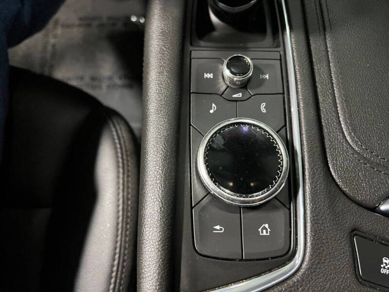 2020 Cadillac XT5 Luxury