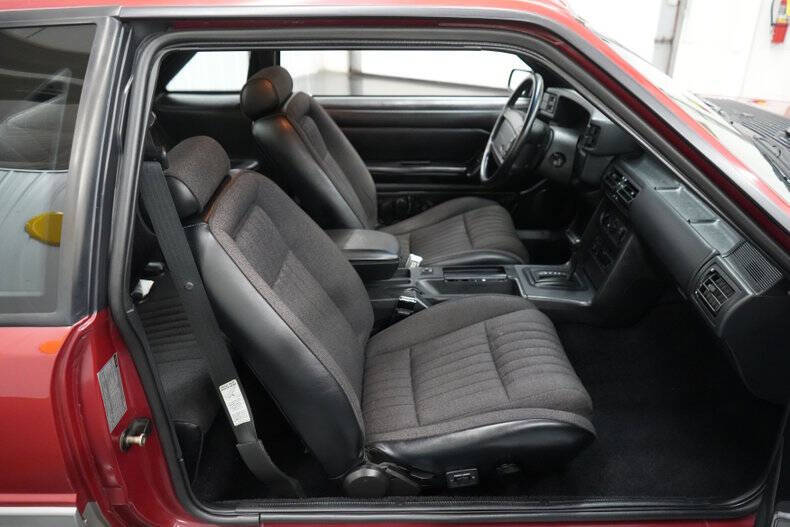 1992 Ford Mustang GT