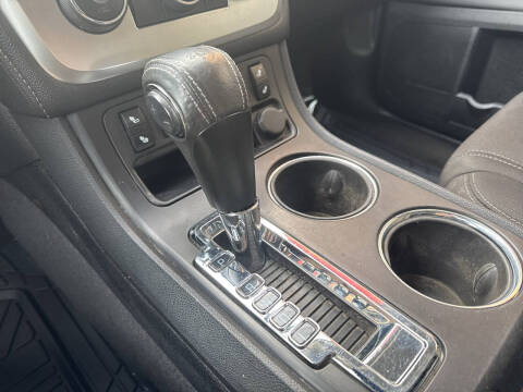 2015 GMC Acadia SLE-2