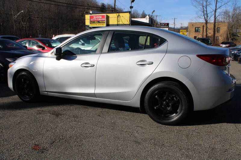2017 Mazda MAZDA3 Sport