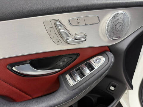 2021 Mercedes-Benz GLC GLC 300 4MATIC