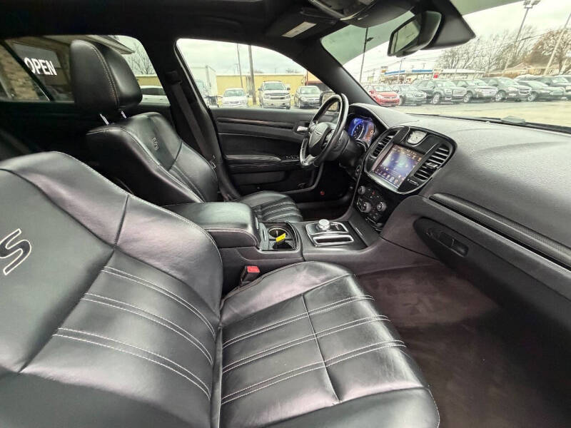 2016 Chrysler 300 S Alloy Edition