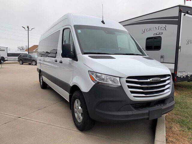2019 Freightliner Sprinter Passenger