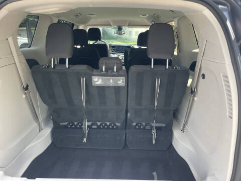 2017 Chrysler Pacifica LX