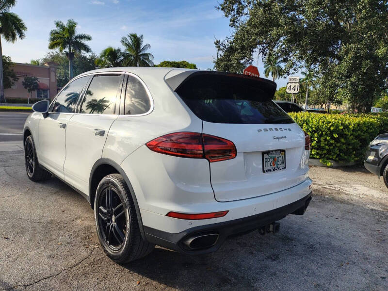 2016 Porsche Cayenne