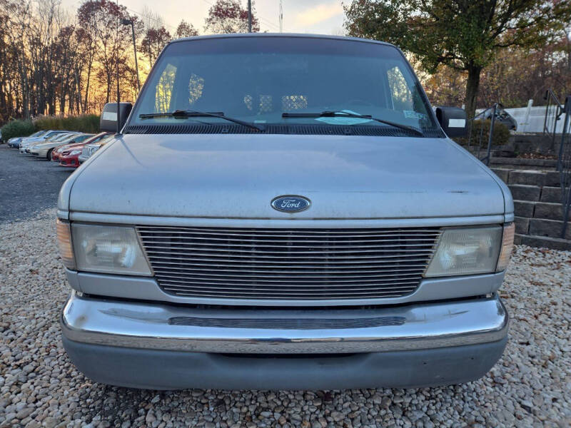 2000 Ford E-250