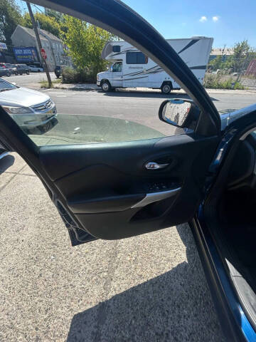 2018 Jeep Cherokee Latitude Plus