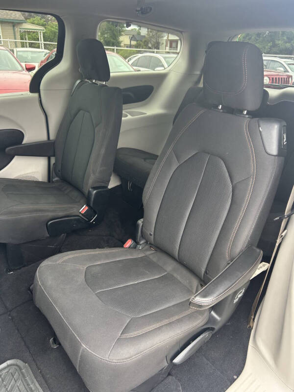 2019 Chrysler Pacifica Touring Plus