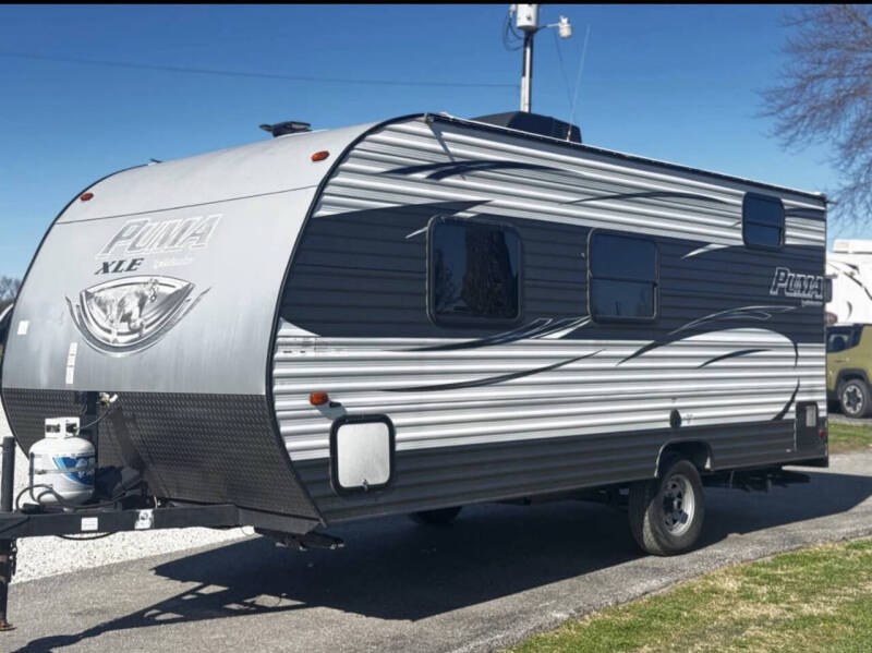 2017 Forest River Puma XLE 17QBC