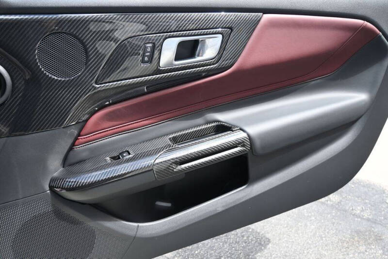 2025 Ford Mustang