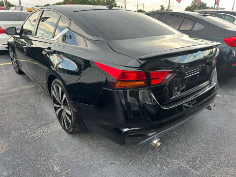 2019 Nissan Altima 2.5 SR