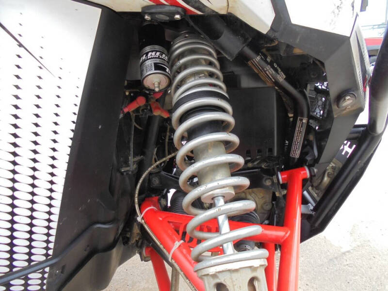 2018 Polaris RS1