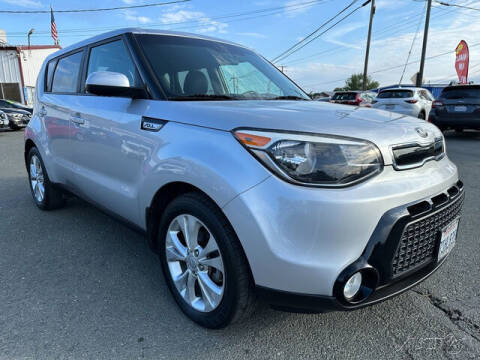 2016 Kia Soul for sale at Guy Strohmeiers Auto Center in Lakeport CA
