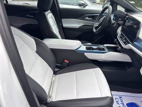 2026 Chevrolet Equinox EV LT 2