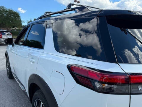 2025 Nissan Pathfinder Platinum