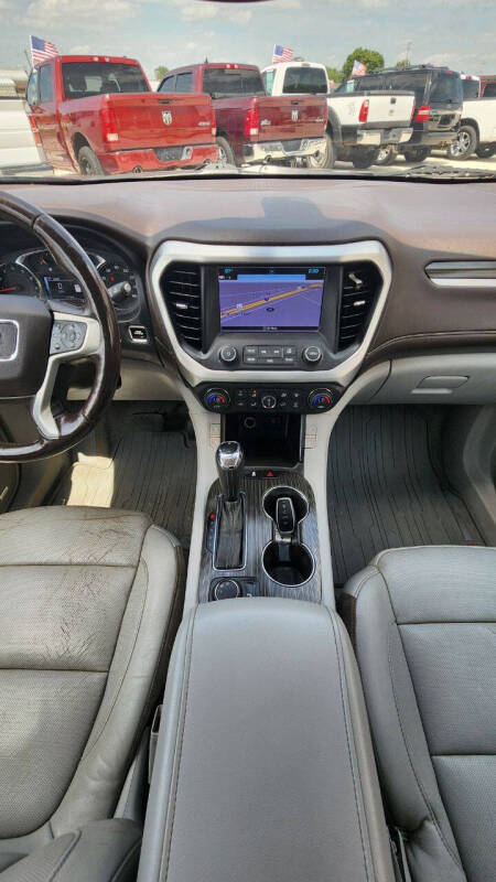 2017 GMC Acadia SLT-1
