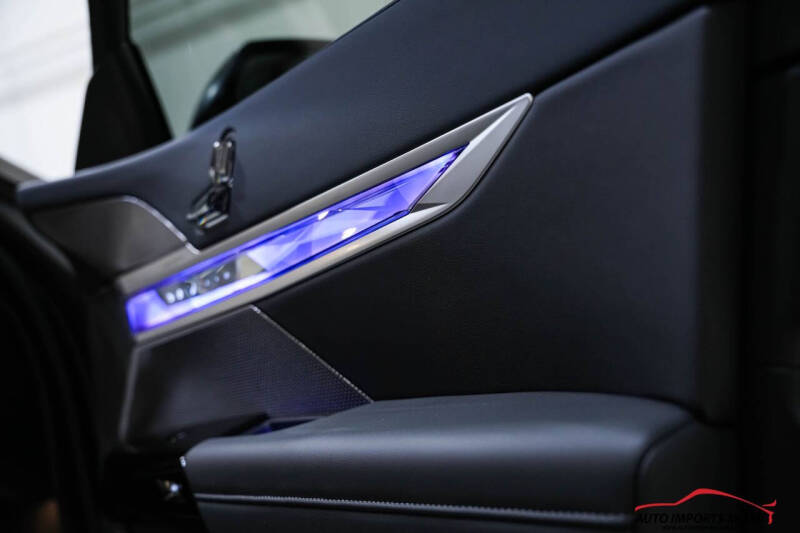 2025 BMW 7 Series 740i