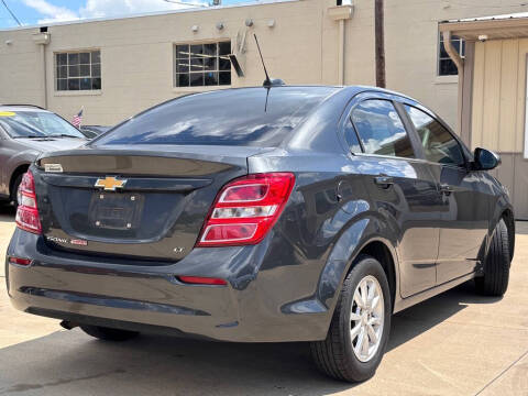 2017 Chevrolet Sonic LT Auto