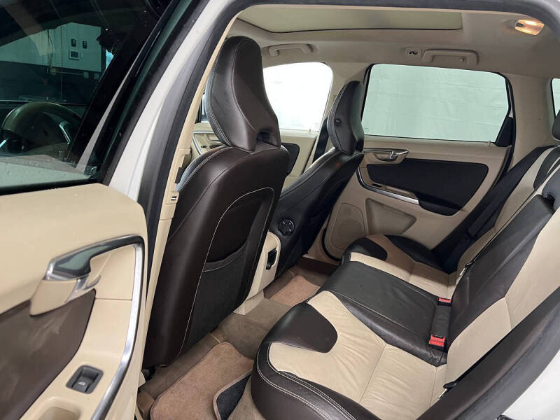 2013 Volvo XC60 3.2 Premier Plus