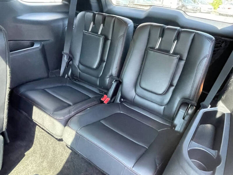 2017 Ford Explorer Sport