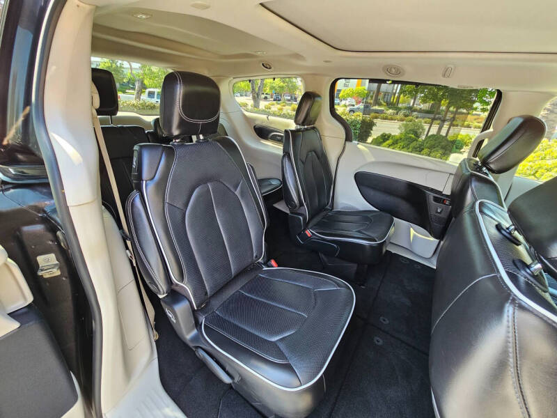 2022 Chrysler Pacifica Limited