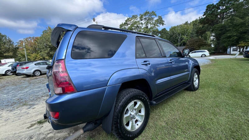 2003 Toyota 4Runner null photo 9