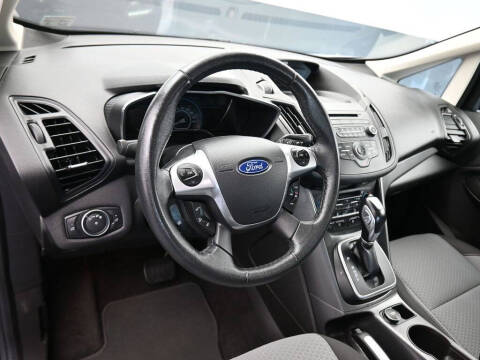 2017 Ford C-MAX Hybrid SE