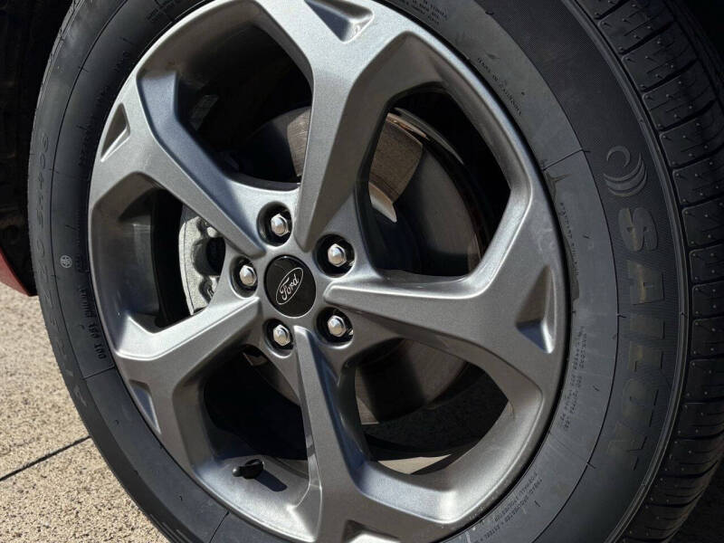 2024 Ford Escape ST-Line