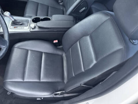 2010 Mercedes-Benz C-Class C 300 Luxury