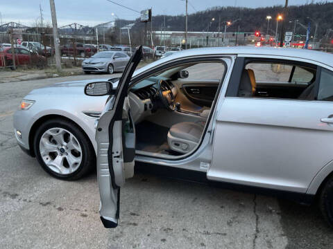 2012 Ford Taurus SEL