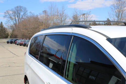 2017 Chrysler Pacifica Touring-L