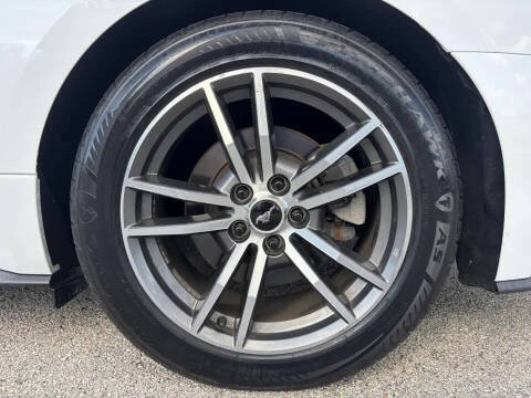 2016 Ford Mustang EcoBoost Premium