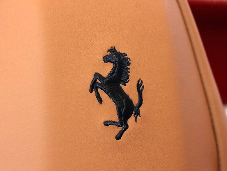 2024 Ferrari 296 GTS