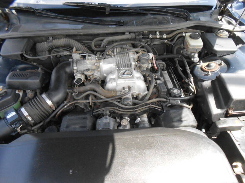 1996 Lexus LS 400