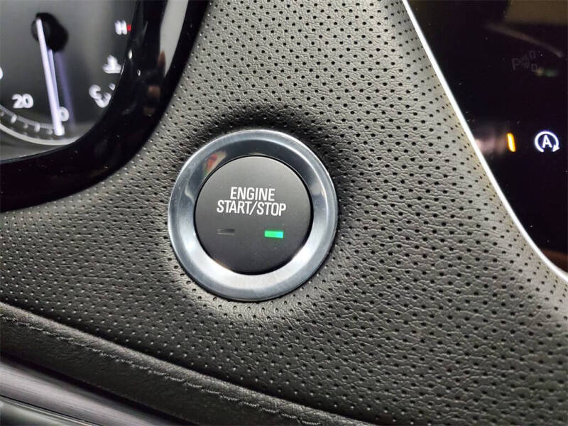 2025 Cadillac XT5 Luxury