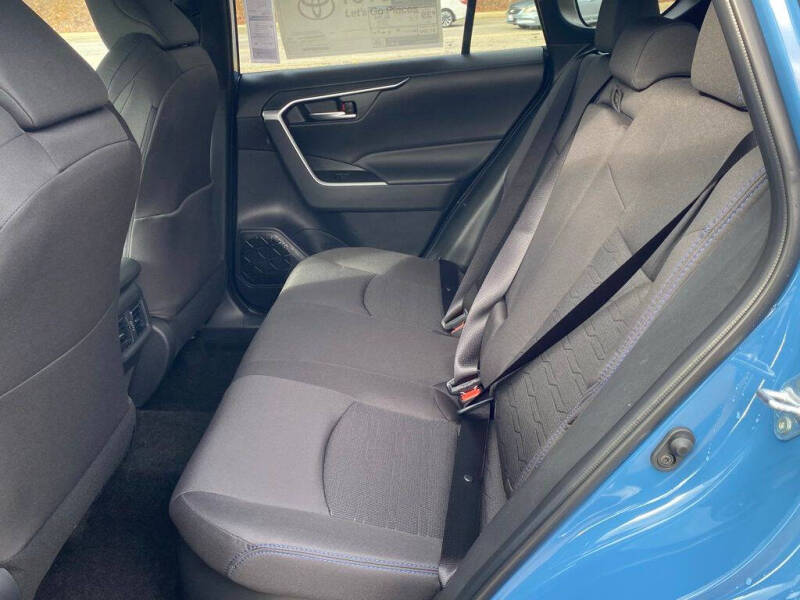 2025 Toyota RAV4 Hybrid SE