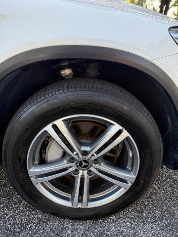 2022 Mercedes-Benz GLC GLC 300