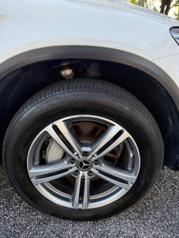 2022 Mercedes-Benz GLC GLC 300