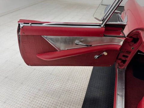 1957 Ford Thunderbird