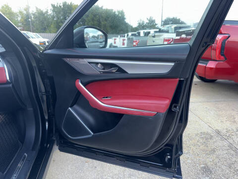 2021 Jaguar F-PACE P400 R-Dynamic S