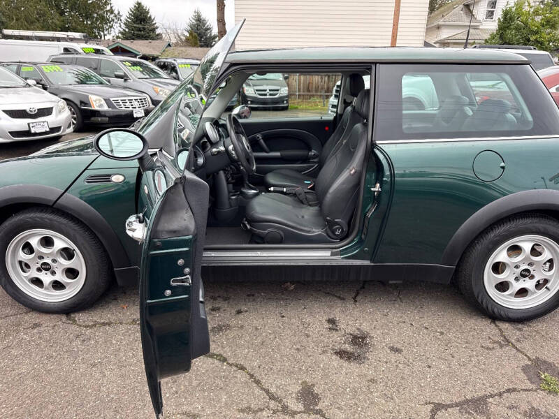 2004 MINI Cooper