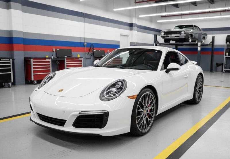 2019 Porsche 911 Carrera