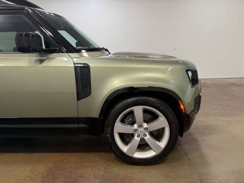 2024 Land Rover Defender 90 P400 X-Dynamic SE