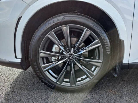 2025 Lexus RX 350 F SPORT Handling