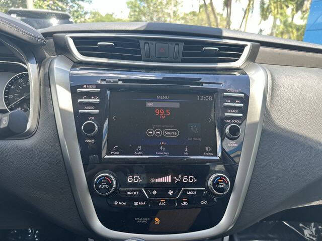 2023 Nissan Murano SV