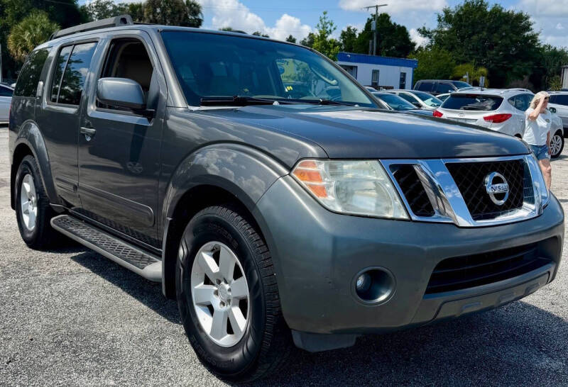 2008 Nissan Pathfinder SE