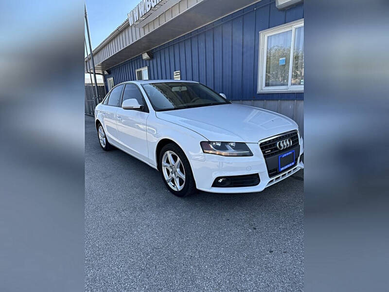 2009 Audi A4 2.0T quattro Premium